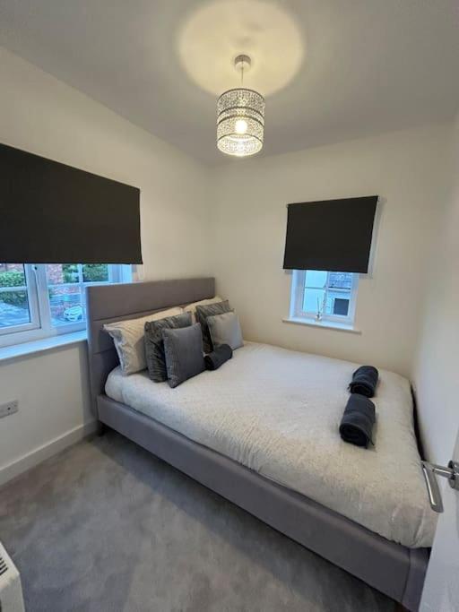 Luxury Countryside Stay - Waters Upton, Telford Exteriör bild